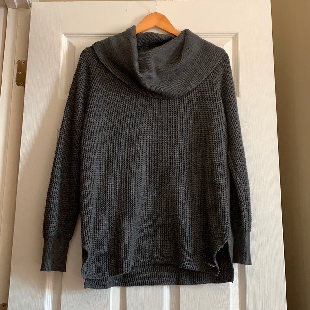 Micheal Kors turtle neck sweater